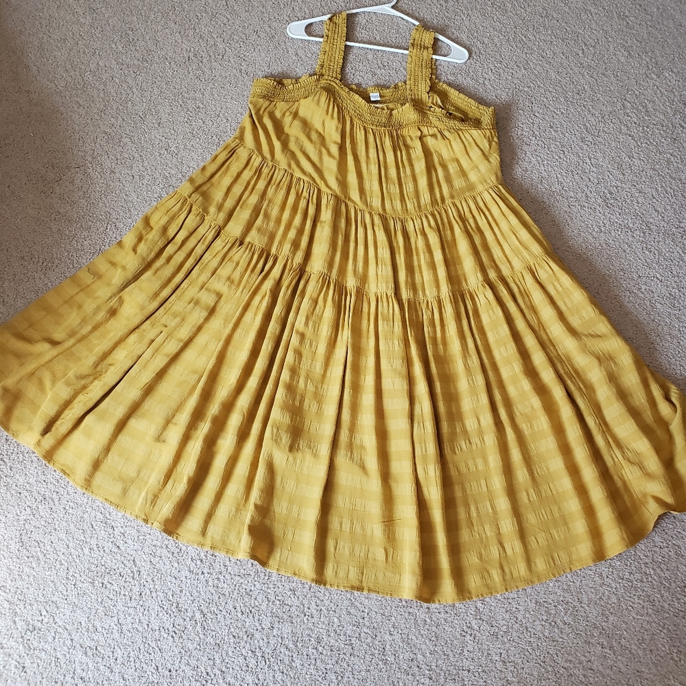 C8,177  Old Navy Gold Sun Dress Tiered XXL